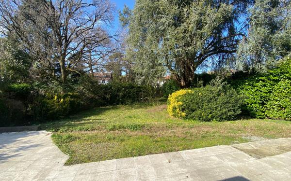 Maison à vendre    9 pièces •  Bayonne