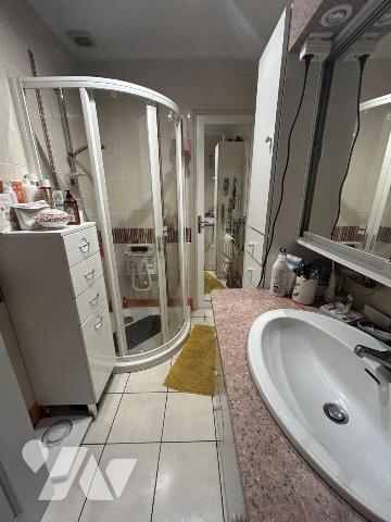 Maison avec deux logements