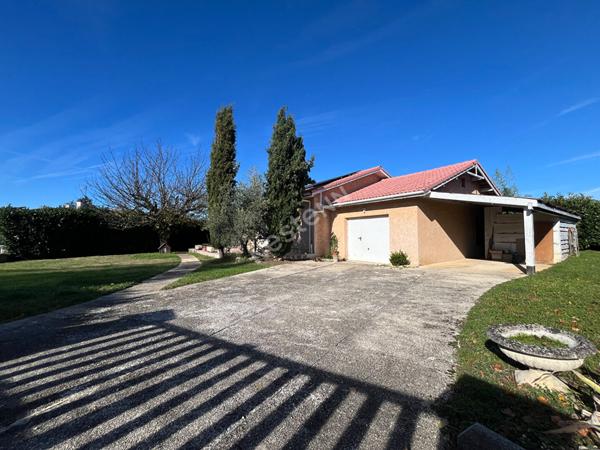 Maison de plain-pied à vendre à Heyrieux - Confort et tranquillité