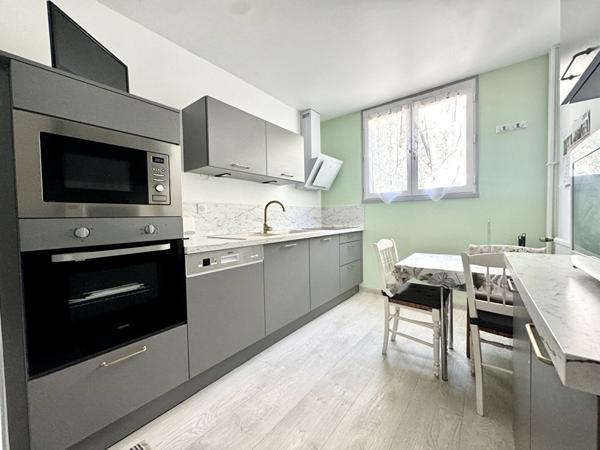 Appartement Evry Courcouronnes 4 pièce(s) 80 m2