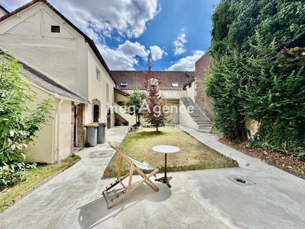 Immeuble à SENS, 89100 - 504m²