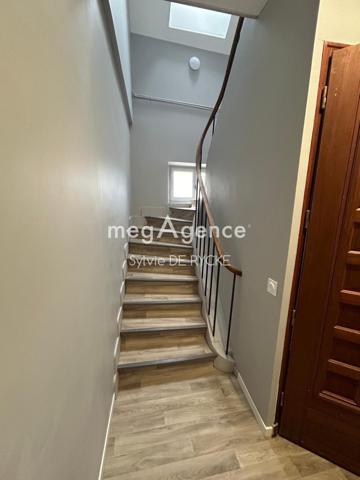 Immeuble à SENS, 89100 - 504m²