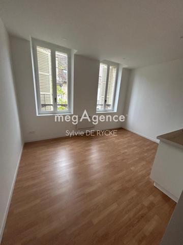 Immeuble à SENS, 89100 - 504m²