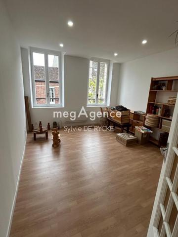 Immeuble à SENS, 89100 - 504m²