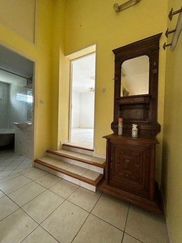 Maison à vendre à Baugé-en-Anjou dans le Maine-et-Loire (49150), ref : LB/2575 CENTRE Maison à vendre à Baugé-en-Anjou dans le Maine-et-Loire (49150), ref : LB/2575 CENTRE