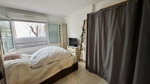 Grasse (06130) Revenus immédiats: T3 vendu loué dans résidence 2009