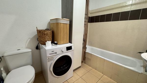 Grasse (06130) Revenus immédiats: T3 vendu loué dans résidence 2009