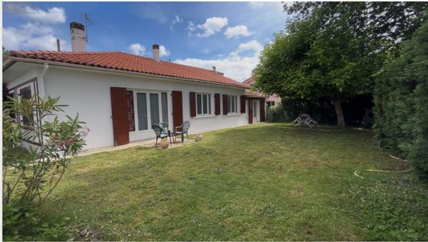 Maison à vendre à Villenave-d'Ornon en Gironde (33140), ref : 147/840