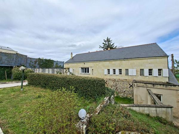 Saumur, Quartier de St-Hilaire-St Florent, maison de caractère avec piscine chauffée, 225 m²