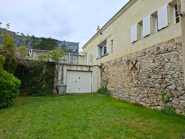 Saumur, Quartier de St-Hilaire-St Florent, maison de caractère avec piscine chauffée, 225 m²