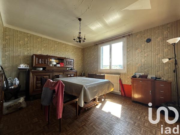 Maison 6 pièces de 90 m² à Allanche (15160)