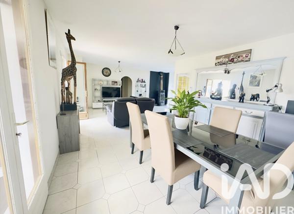 Maison à vendre 4 pièces 115 m² Saint-André-de-Seignanx
