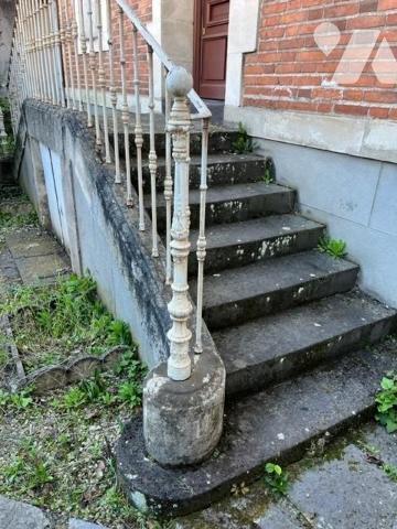 Belle maison familiale MOULINS 03000