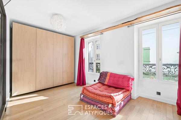 Appartement traversant avec deux terrasses et sauna – Place du Tertre