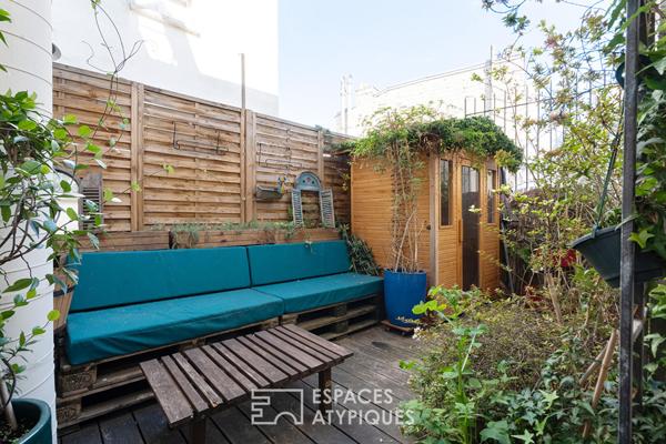 Appartement traversant avec deux terrasses et sauna – Place du Tertre
