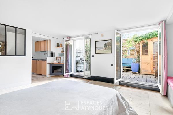 Appartement traversant avec deux terrasses et sauna – Place du Tertre