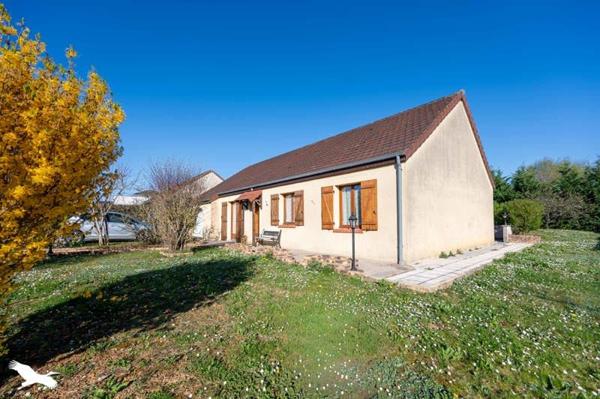 Maison à vendre |  Saint-Georges-sur-Moulon |  5 pièces | 98 m²