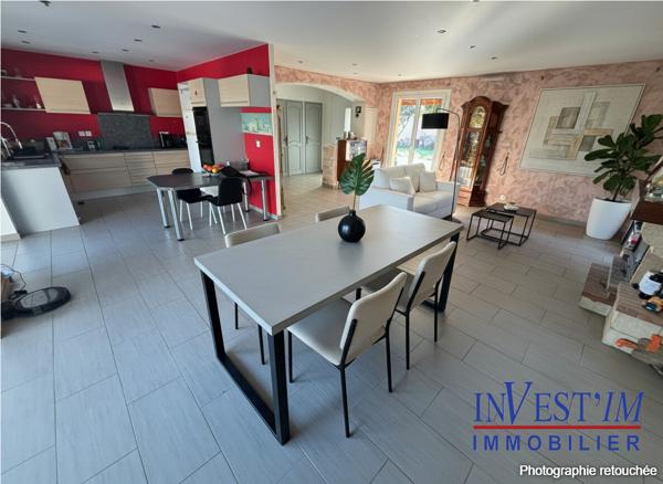 Maison St Genis Laval 7 pièce(s) 226 m2- Terrain 1672m². , St genis laval Maison St Genis Laval 7 pièce(s) 226 m2- Terrain 1672m². , St genis laval