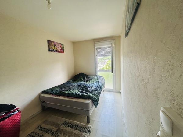 A SAISIR GRAND CHARMONT APPARTEMENT F3