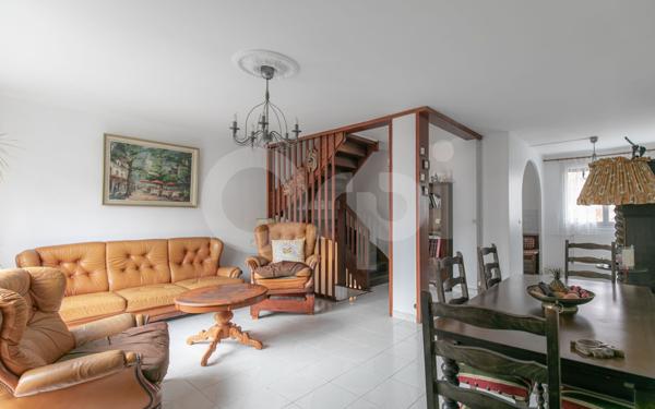 Maison à vendre    5 pièces • 100 m2 Pontault-Combault