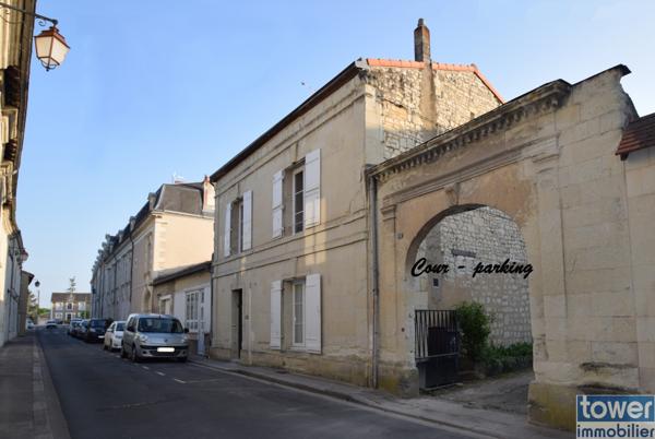 Maison Familiale de 309 m2 à Loudun