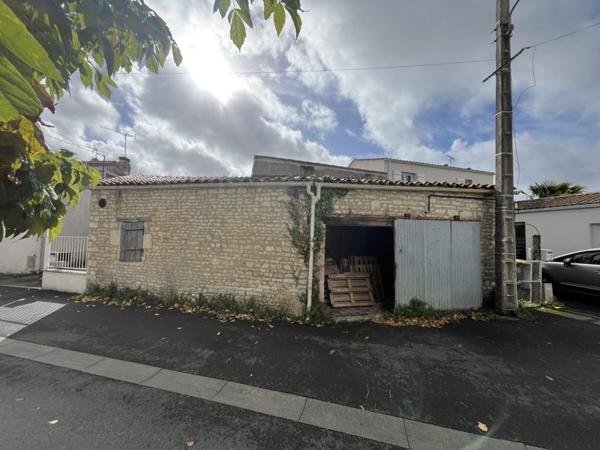 Maison à vendre |  Surgères |