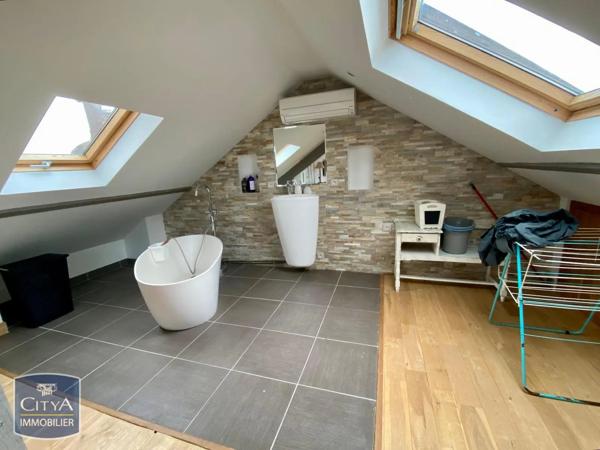 Appartement à louer 3 pièces 46.17m² Tours (37000)