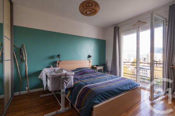 Appartement T4 à vendre  4 pièces - 81,18 m2 LA TRONCHE - 38