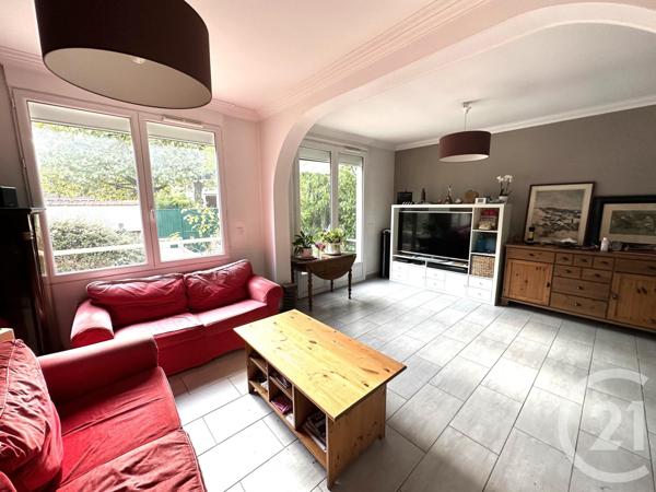 Maison à vendre  8 pièces - 140,14 m2 ST MAUR DES FOSSES - 94