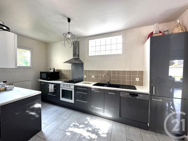 Maison à vendre  8 pièces - 140,14 m2 ST MAUR DES FOSSES - 94