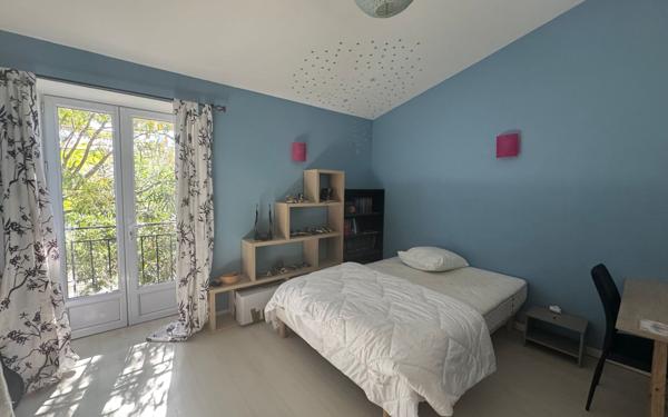 Maison à vendre    6 pièces • 142 m2 Nîmes