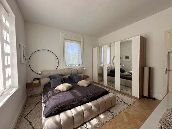 Exclusivité Lille saint Maur, exceptionnelle Maison de Maître de 300 m2, 5 chambres, 2 salles de bains, jardin, garage double Lille Exclusivité Lille saint Maur, exceptionnelle Maison de Maître de 300 m2, 5 chambres, 2 salles de bains, jardin, garage double Lille