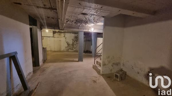 House for sale 5 rooms 300 m² Saint-Just-Luzac