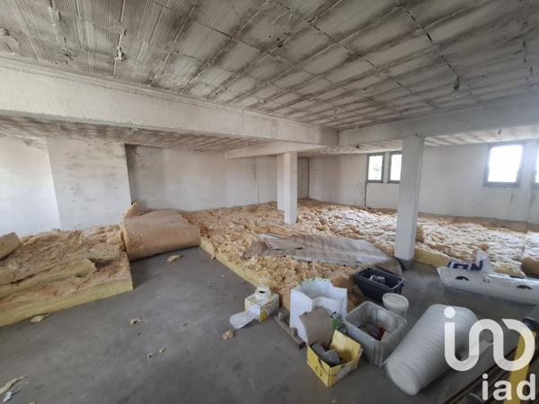 House for sale 5 rooms 300 m² Saint-Just-Luzac