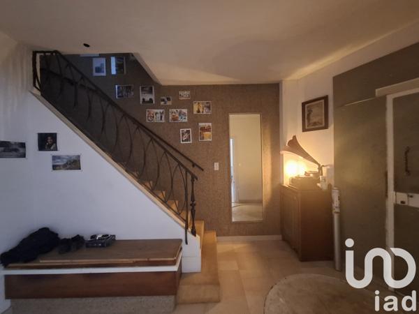 House for sale 5 rooms 300 m² Saint-Just-Luzac