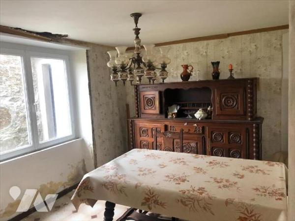 LANDEDA, RARE, EN EXCLUSIVITE, A 100m de la Mer, Beau corps de Ferme à rénover de type F5 avec ...