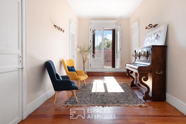 Demeure bourgeoise avec piscine et dépendance