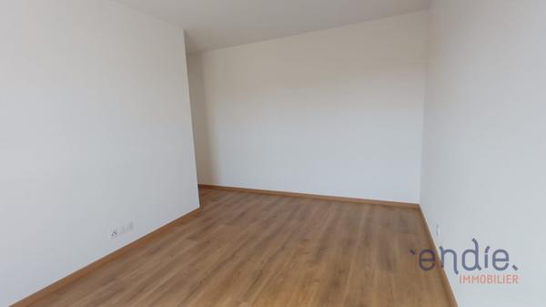 RESPIR'IMMO Altkirch by Endie vous propose ce superbe appartement 4 pièces en attique avec une terrasse exceptionnelle de 79 m² à Saint-Louis Neuweg.