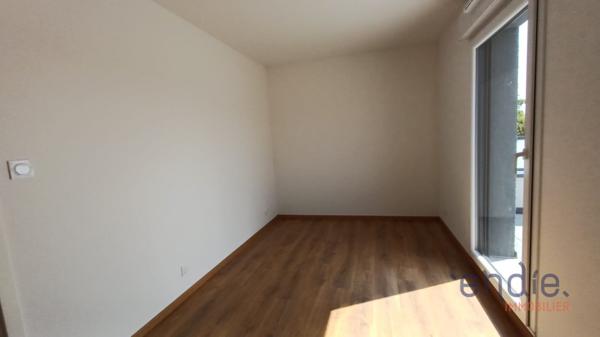 RESPIR'IMMO Altkirch by Endie vous propose ce superbe appartement 4 pièces en attique avec une terrasse exceptionnelle de 79 m² à Saint-Louis Neuweg.