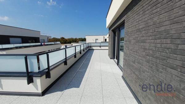 RESPIR'IMMO Altkirch by Endie vous propose ce superbe appartement 4 pièces en attique avec une terrasse exceptionnelle de 79 m² à Saint-Louis Neuweg.