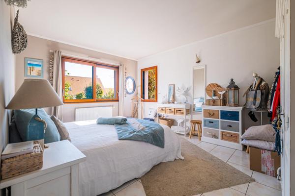 Maison à YVRE-L'EVEQUE, 72530 - 7 pièces 191m²