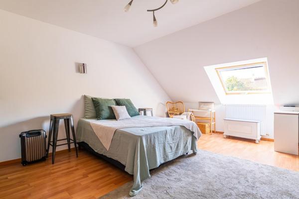 Maison à YVRE-L'EVEQUE, 72530 - 7 pièces 191m²