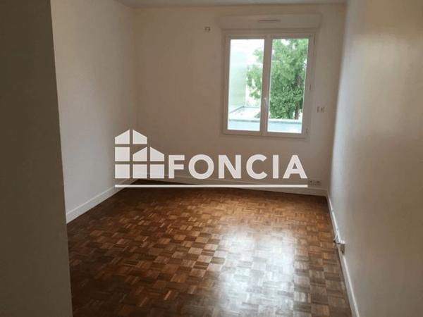 Location Appartement 2 pièces 50.64 m² - 36 RUE DE KERJAOUEN Brest 29200