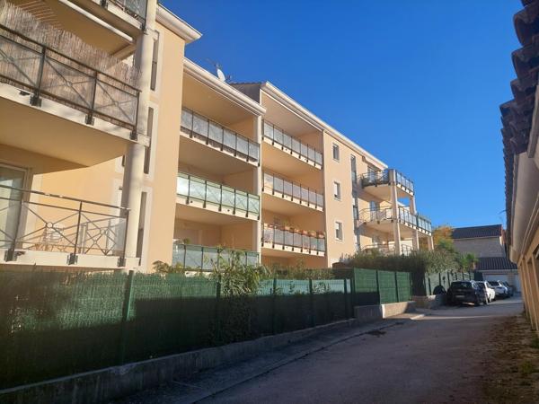 Parking + appartement