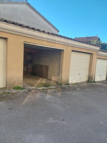 Parking + appartement