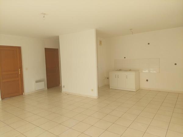 Parking + appartement