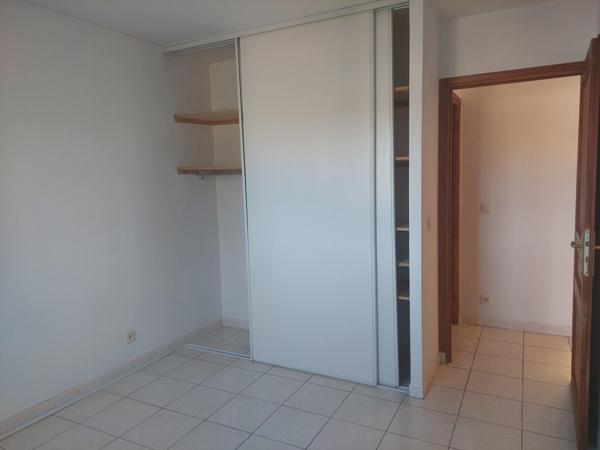 Parking + appartement