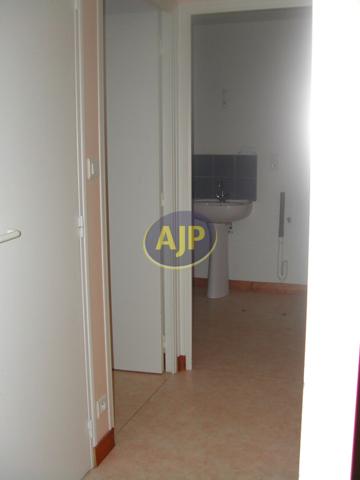 Location maison Noyal Pontivy : 778 € - AJP Immobilier Pontivy