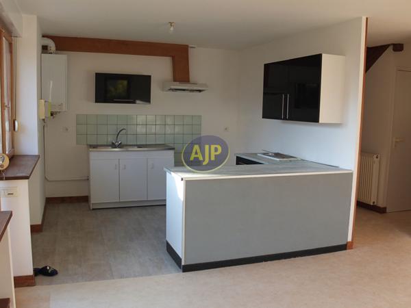 Location maison Noyal Pontivy : 778 € - AJP Immobilier Pontivy