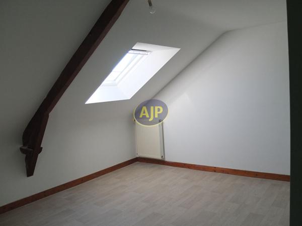 Location maison Noyal Pontivy : 778 € - AJP Immobilier Pontivy